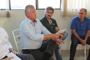 O vice-presidente regional da Fiesc Waldemar Antonio Schmitz sugeriu a aplicação de um levantamento regional para identificar as necessidades de aprendizagem industrial