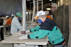 NR 12 aborda aspectos referentes a segurança e proteção de máquinas no trabalho