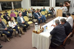 Assembleia geral da Amoesc e Simovale, em Chapecó 
