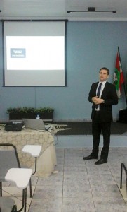  Gerente comercial da Oliveira & Carvalho – Auditoria e Consultoria, Marcelo Cunha palestrou em Pinhalzinho