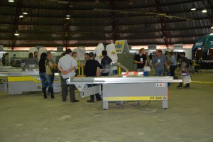 Público conhece novidades e lançamentos na feira direcionada para o setor madeireiro e moveleiro 