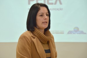 A monitora do PEIEX em Chapecó, Inocência Boita Dalbosco Correio, recebeu os convidados e explanou sobre o PEIEX